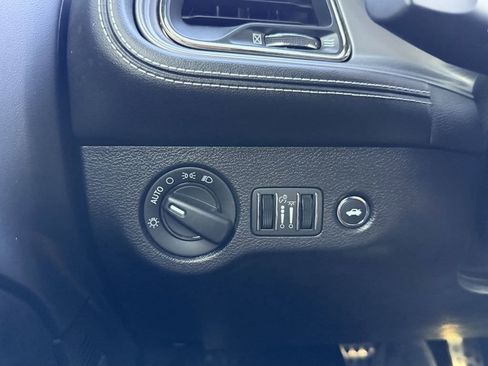 Used 2023 Dodge Challenger SRT Hellcat w/ Driver Convenience Group RWD image 26