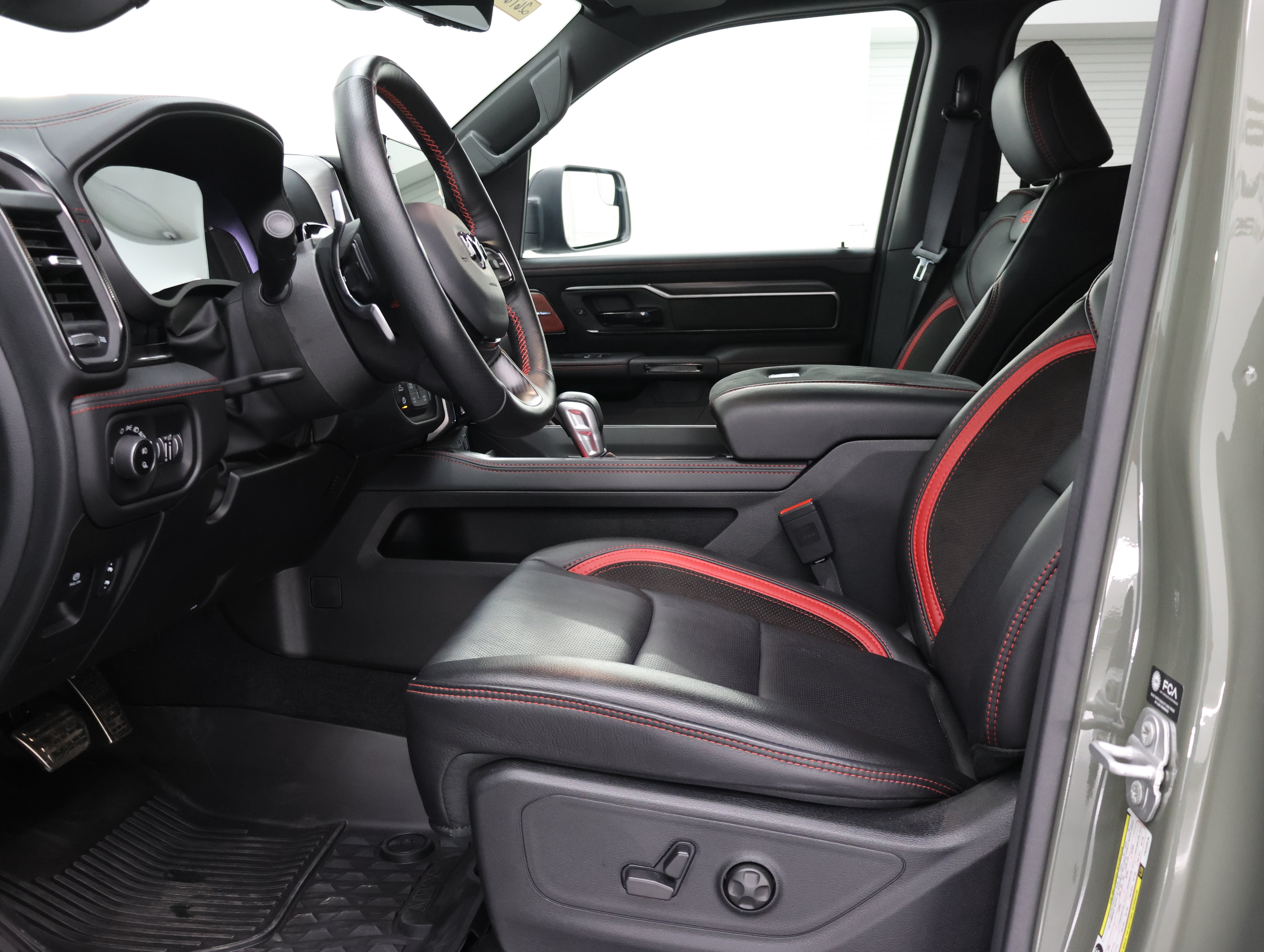 Used 2026 RAM 1500 RHO w/ RHO Level 1 Equipment Group AWD/4WD image 8