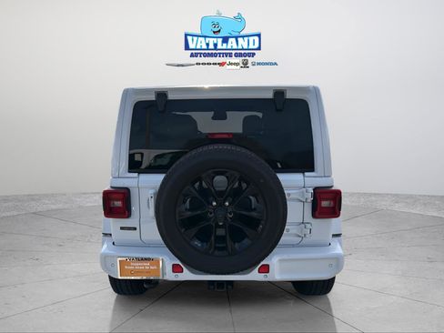 Certified 2021 Jeep Wrangler Unlimited Sahara image 4