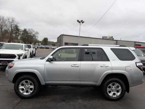 Used 2024 Toyota 4Runner SR5 Premium w/ Moonroof Package image 3