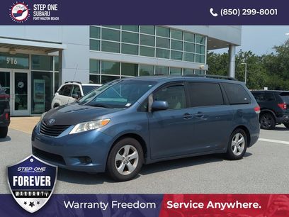 Used 2014 Toyota Sienna LE