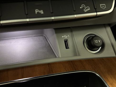 Used 2023 Audi Q5 2.0T Premium Plus w/ Premium Plus Package image 23