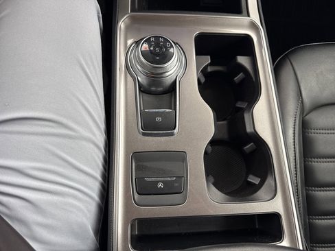 Certified 2023 Ford Edge SEL w/ Convenience Package image 32