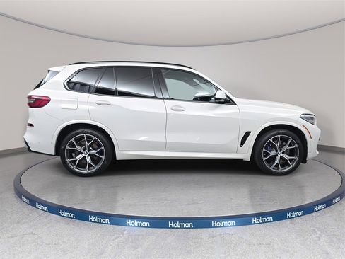 Used 2020 BMW X5 xDrive40i w/ M Sport Package image 5