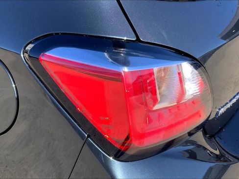 Used 2024 Mitsubishi Mirage ES image 28