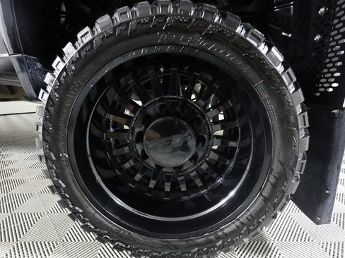 Used 2022 Chevrolet Silverado 3500 High Country w/ LPO, Hitch Package image 39