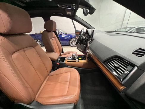 Used 2021 Audi Q5 2.0T Premium Plus w/ Premium Plus Package image 36