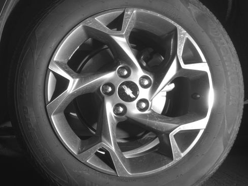 Used 2025 Chevrolet Trax LT w/ LT Convenience Package FWD image 14