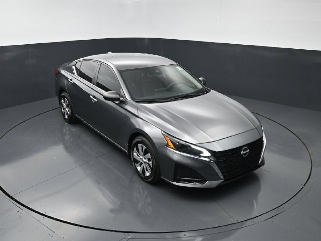 Certified 2025 Nissan Altima 2.5 S FWD image 24