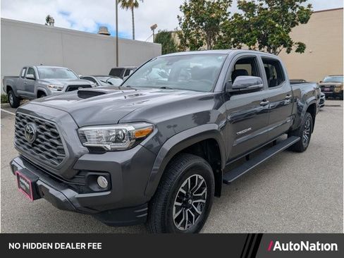Used 2023 Toyota Tacoma TRD Sport w/ Advanced Technology Package AWD/4WD image 1