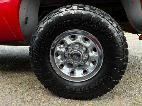 Used 2002 Ford F250 4x4 Regular Cab Super Duty image 10