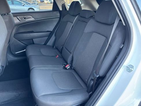 Used 2025 Kia Sportage LX FWD image 37