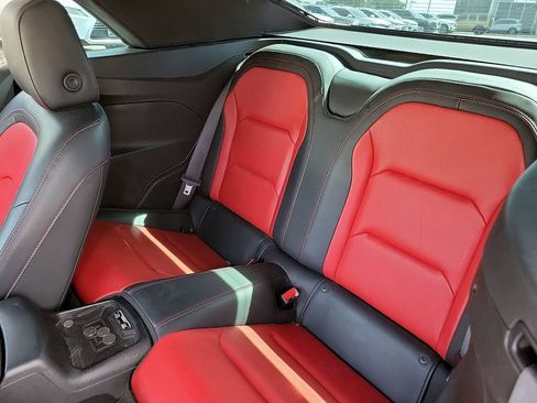 Used 2018 Chevrolet Camaro LT RWD image 12