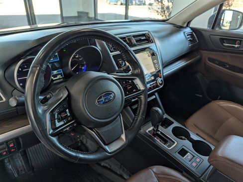 Used 2019 Subaru Outback 3.6R Touring w/ Popular Package #3A image 17