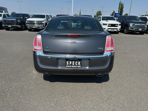 Used 2014 Chrysler 300 C w/ Beats Audio Group RWD image 4