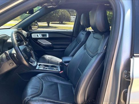 Used 2021 Ford Explorer ST w/ Equipment Group 401A AWD/4WD image 25