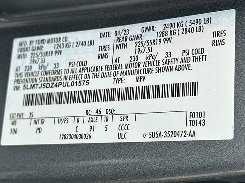 Certified 2023 Lincoln Corsair Grand Touring w/ Equipment Group 302A AWD/4WD image 27