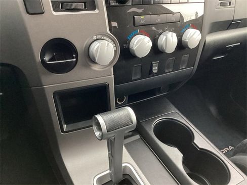 Used 2010 Toyota Tundra 2WD Double Cab image 19