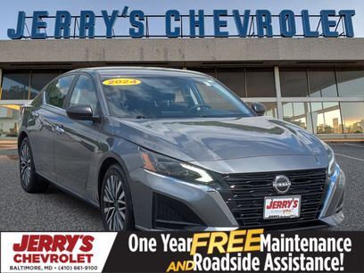 Used 2024 Nissan Altima 2.5 SV