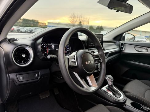 Used 2024 Kia Forte LXS image 13