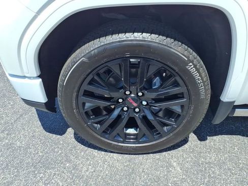 Used 2024 GMC Sierra 1500 Denali w/ Denali Reserve Package AWD/4WD image 4
