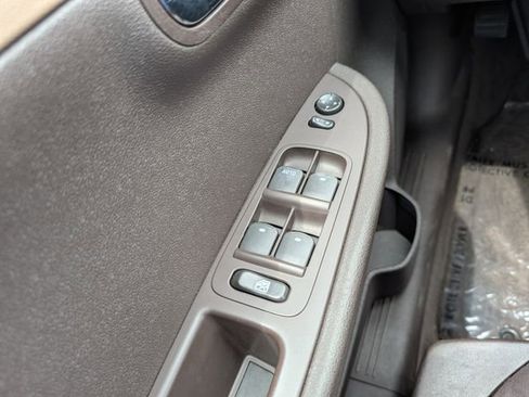 Used 2011 Chevrolet Malibu LS FWD image 26