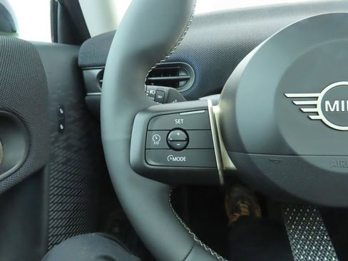 Certified 2025 MINI Cooper S image 11