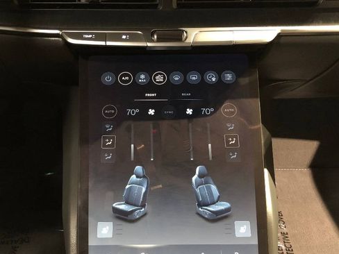 Used 2024 Lucid Air Pure image 33