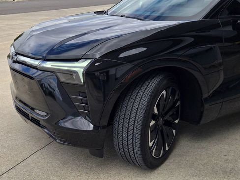 Used 2024 Chevrolet Blazer EV RS RWD image 39