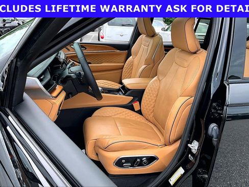 Used 2022 Jeep Grand Cherokee Summit AWD/4WD image 21
