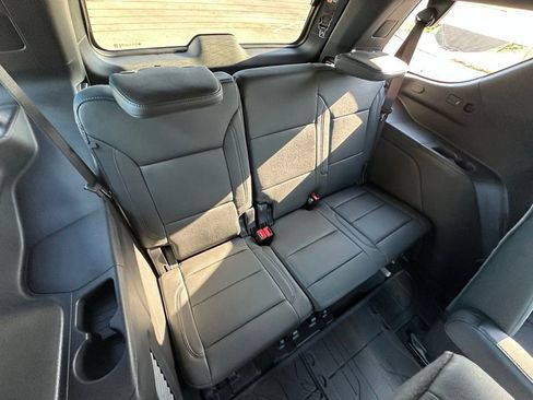 New 2026 Chevrolet Tahoe Z71 w/ Z71 Off-Road Package AWD/4WD image 27