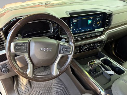 Used 2022 Chevrolet Silverado 1500 RST w/ RST All Star Premium Package AWD/4WD image 6