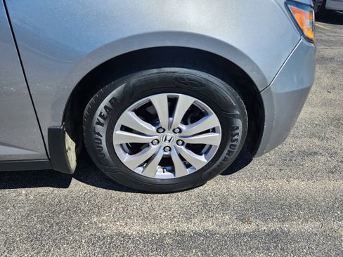 Used 2016 Honda Odyssey EX-L image 5