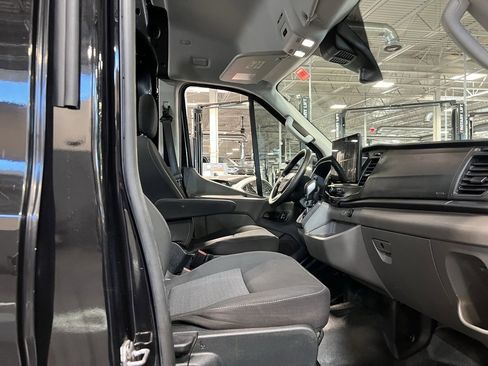 Used 2023 Ford Transit 250 Medium Roof image 27