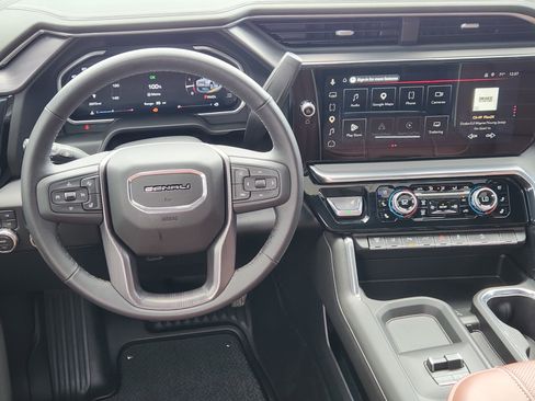 Used 2026 GMC Sierra 2500 Denali Ultimate AWD/4WD image 28