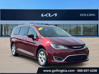 Used 2017 Chrysler Pacifica Touring-L Plus