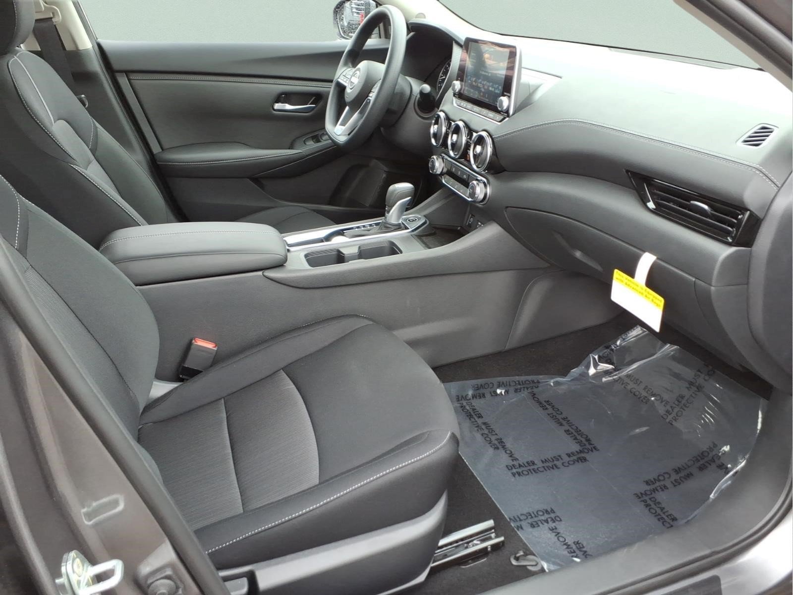 Certified 2025 Nissan Sentra SV FWD image 27