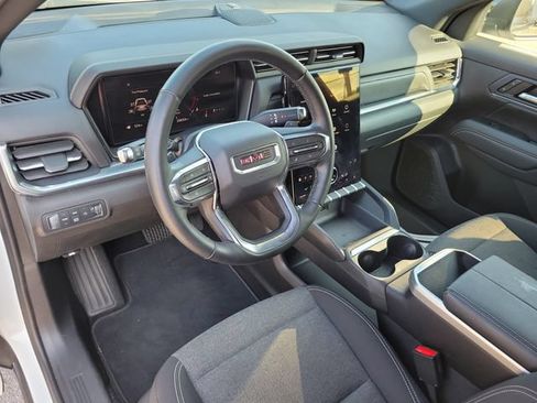 Used 2025 GMC Terrain Elevation AWD/4WD image 8