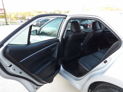 Used 2014 Toyota Corolla LE Premium image 14