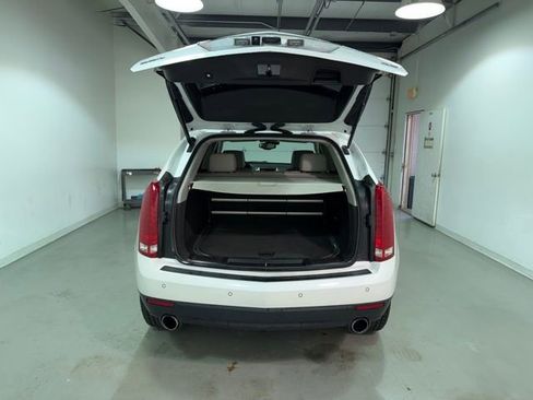 Used 2015 Cadillac SRX Luxury w/ Driver Awareness Package image 7