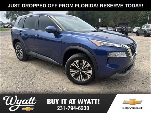 Used 2023 Nissan Rogue SV AWD/4WD image 1
