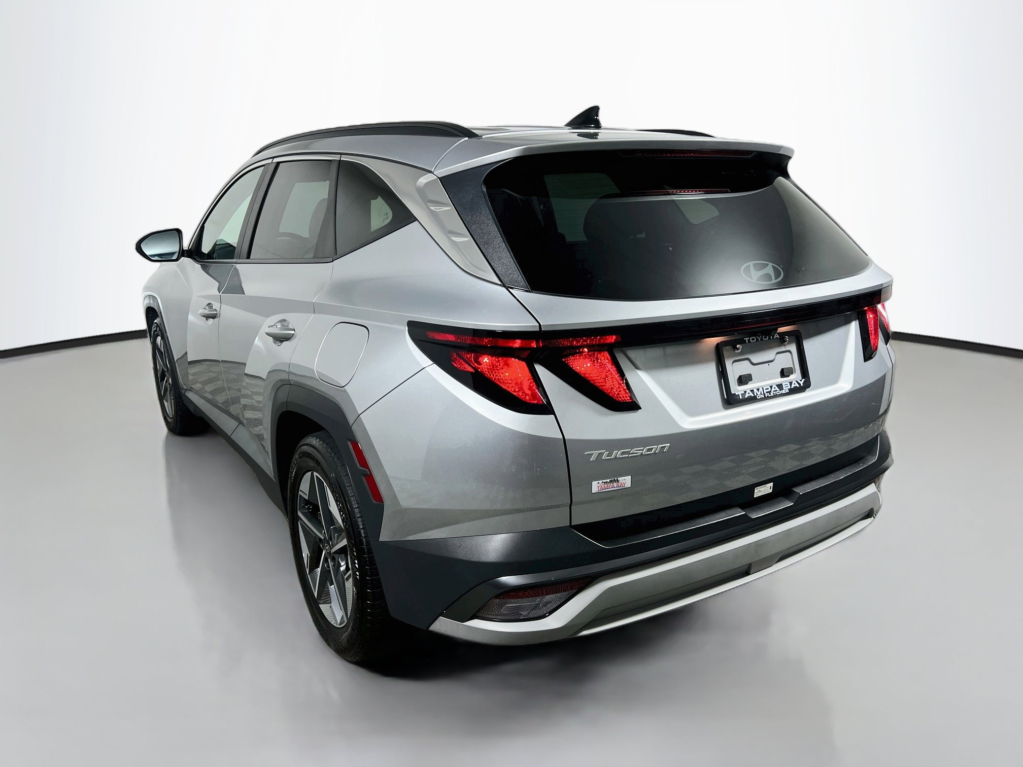 Used 2025 Hyundai Tucson SEL FWD image 8