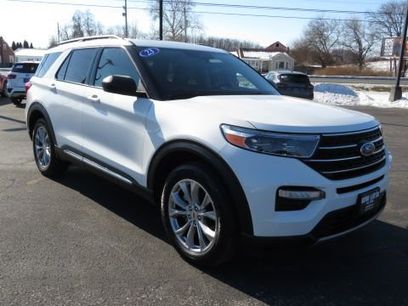 Certified 2023 Ford Explorer XLT w/ Equipment Group 202A