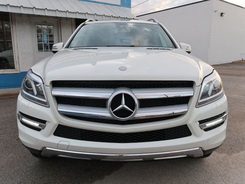 Used 2013 Mercedes-Benz GL 450 4MATIC 4dr GL 450 image 9