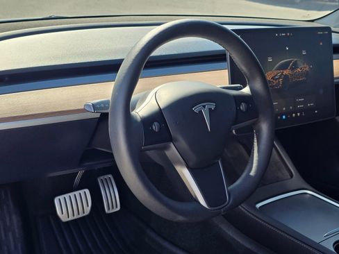 Used 2023 Tesla Model 3 Performance image 13
