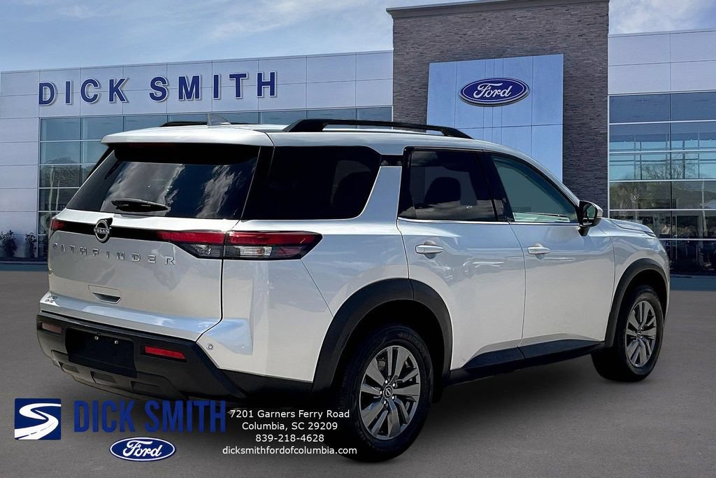 Used 2025 Nissan Pathfinder SV FWD image 6