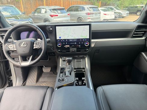 Used 2025 Lexus GX 550 AWD/4WD image 20