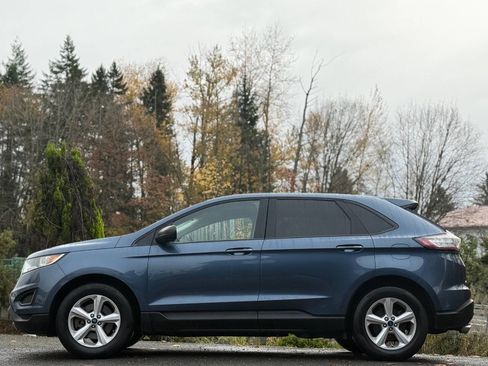 Used 2018 Ford Edge SE image 6
