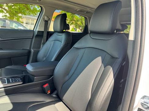Certified 2026 Kia Sportage SX FWD image 17