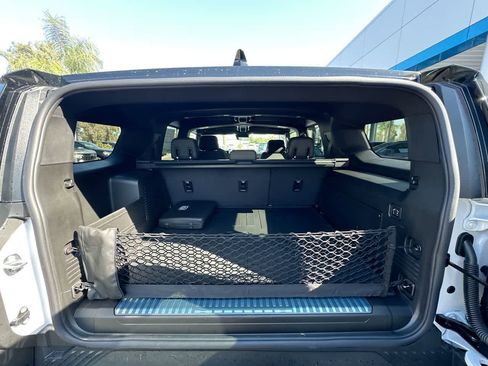 Used 2025 GMC Hummer EV 3X w/ LPO, Cargo Utility Package image 27